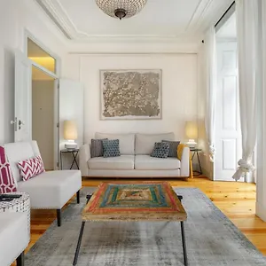 Whome Luxury In Prime Location W/ Ac, Lift & Private Patio Apartment Lisbon