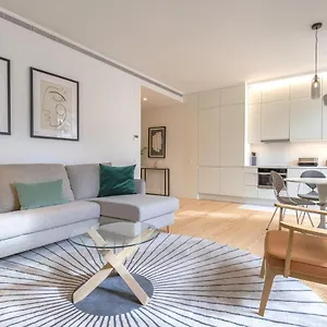 Ando Living - Douradores House Apartment Lisbon